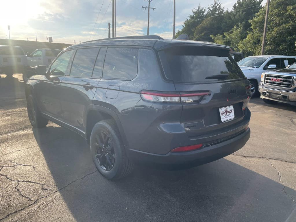 new 2025 Jeep Grand Cherokee L car, priced at $42,230