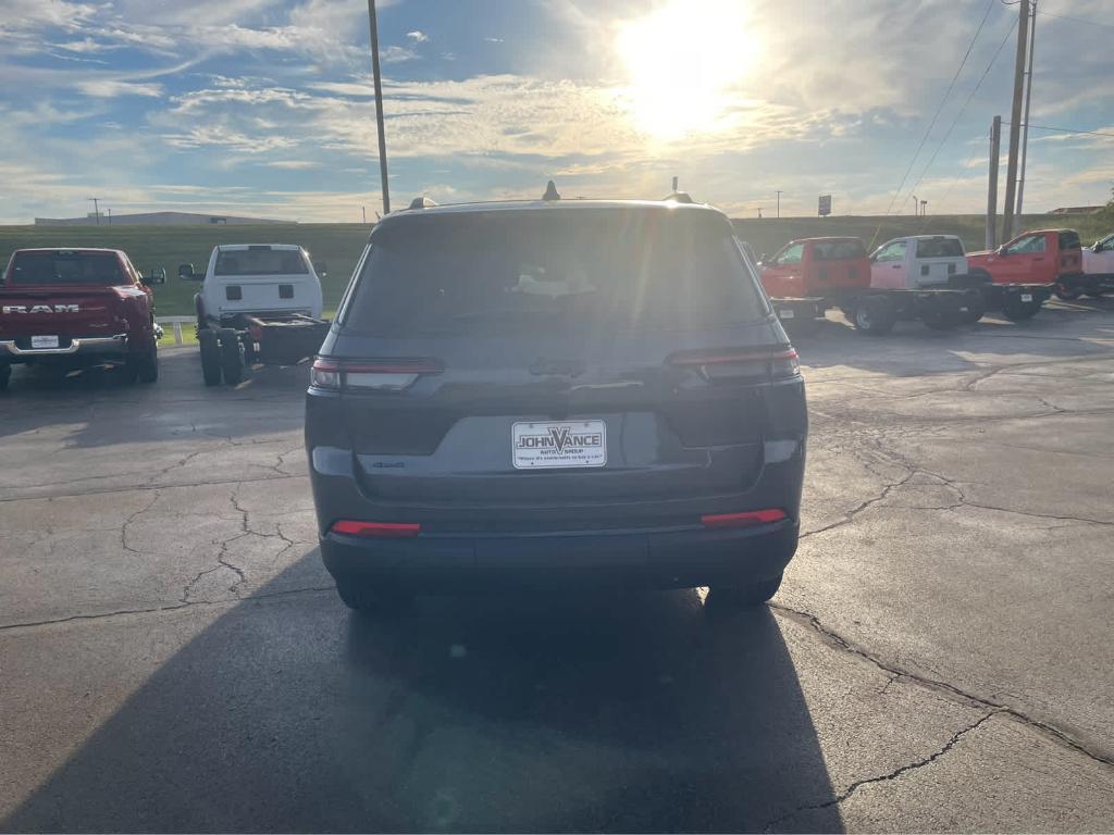 new 2025 Jeep Grand Cherokee L car, priced at $42,230