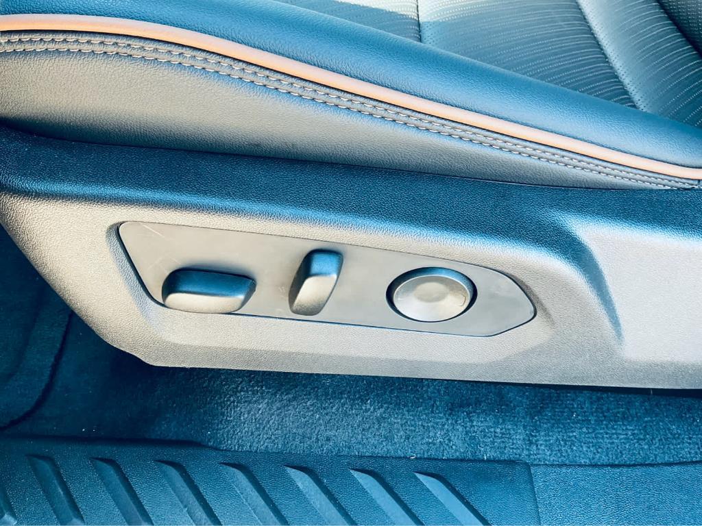 new 2025 GMC Canyon car, priced at $51,780