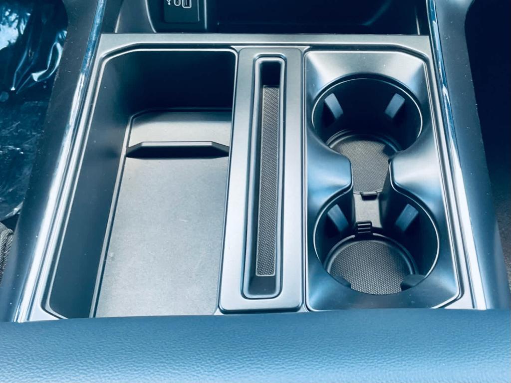 new 2025 Ford F-150 car, priced at $47,579