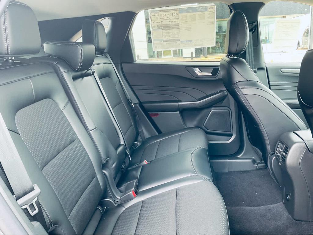 new 2025 Ford Escape car, priced at $33,252