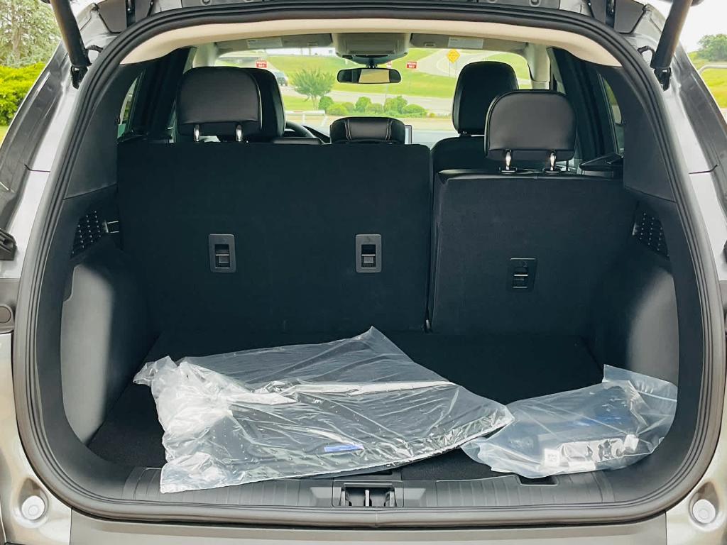 new 2025 Ford Escape car, priced at $33,252