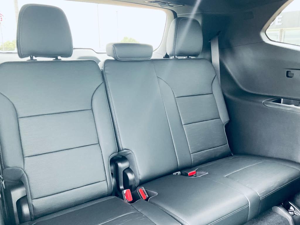 new 2025 Buick Enclave car, priced at $51,730