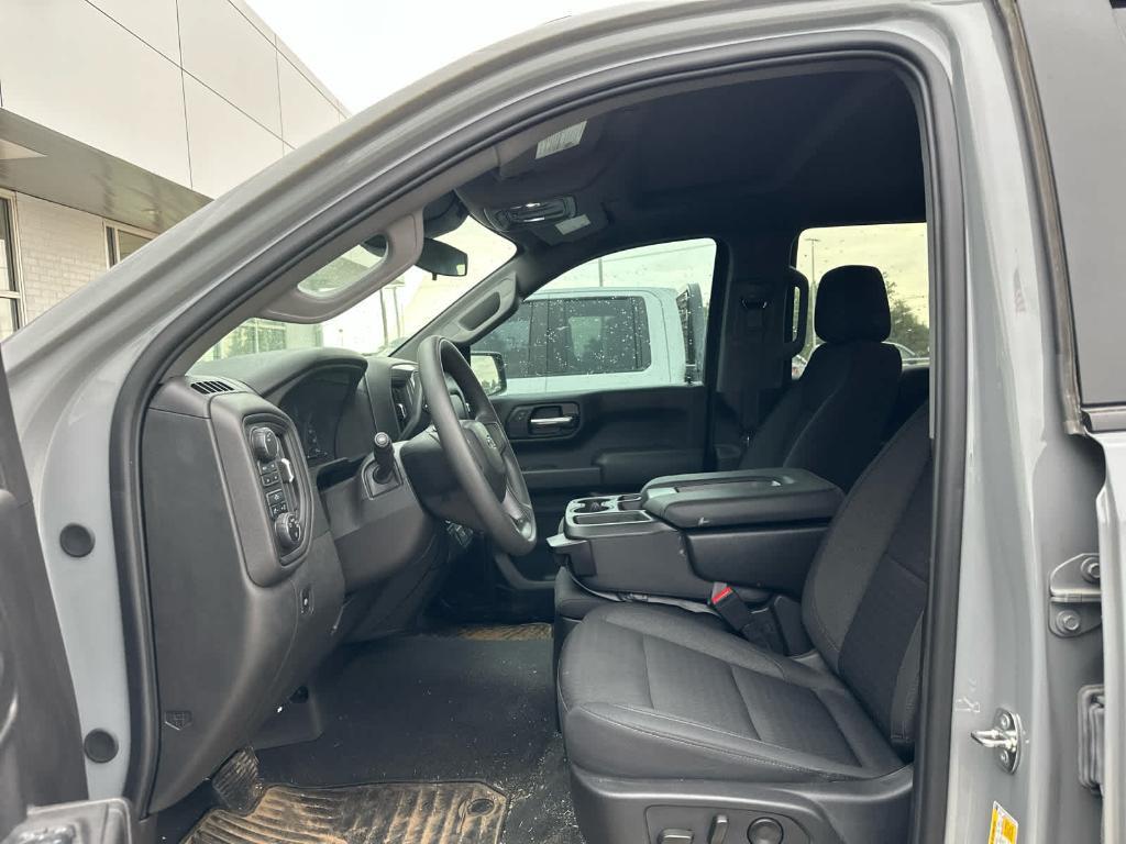 used 2024 Chevrolet Silverado 1500 car, priced at $43,889
