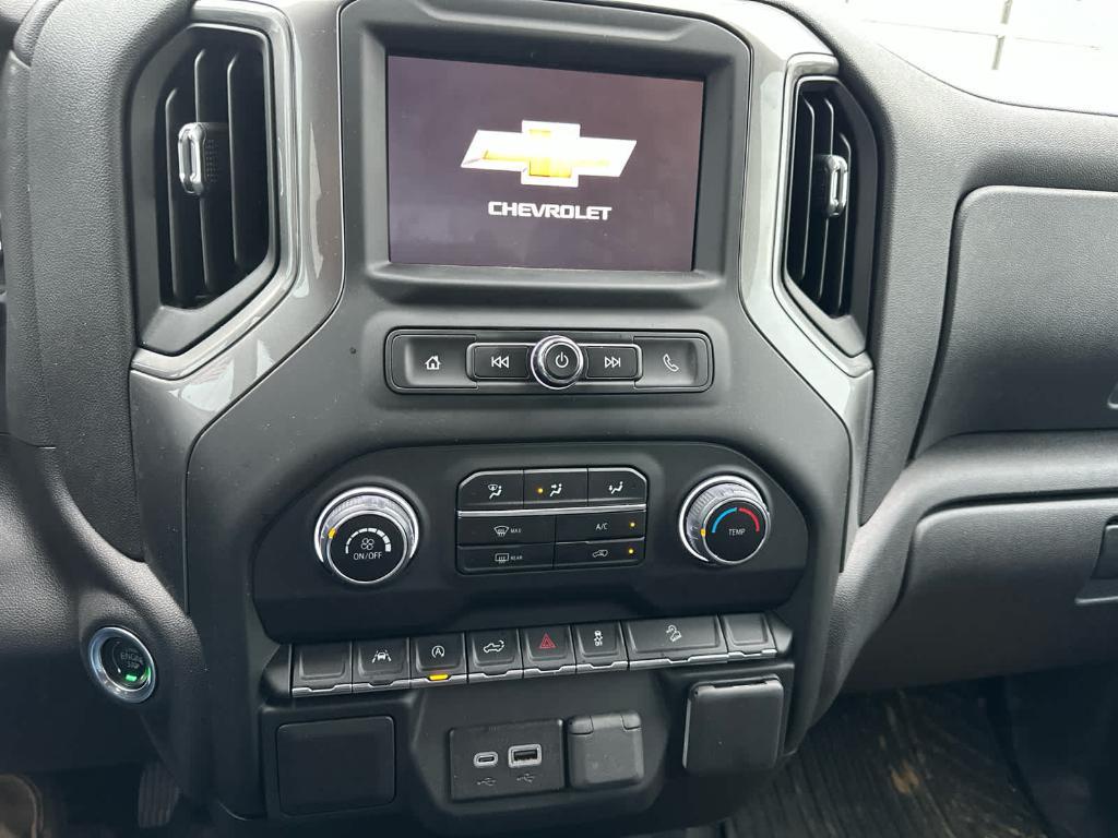 used 2024 Chevrolet Silverado 1500 car, priced at $43,889