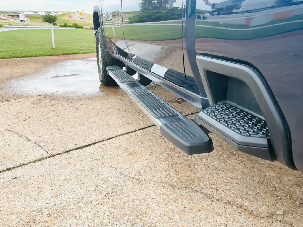 used 2020 Chevrolet Silverado 2500 car, priced at $43,750