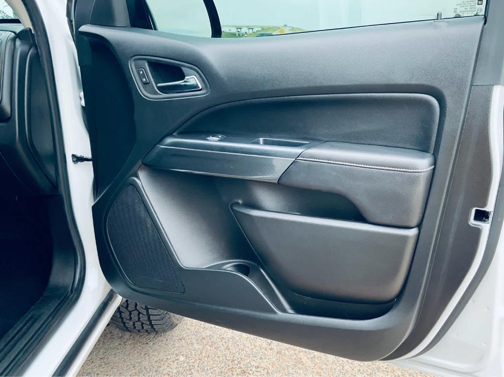 used 2022 GMC Canyon car, priced at $30,500