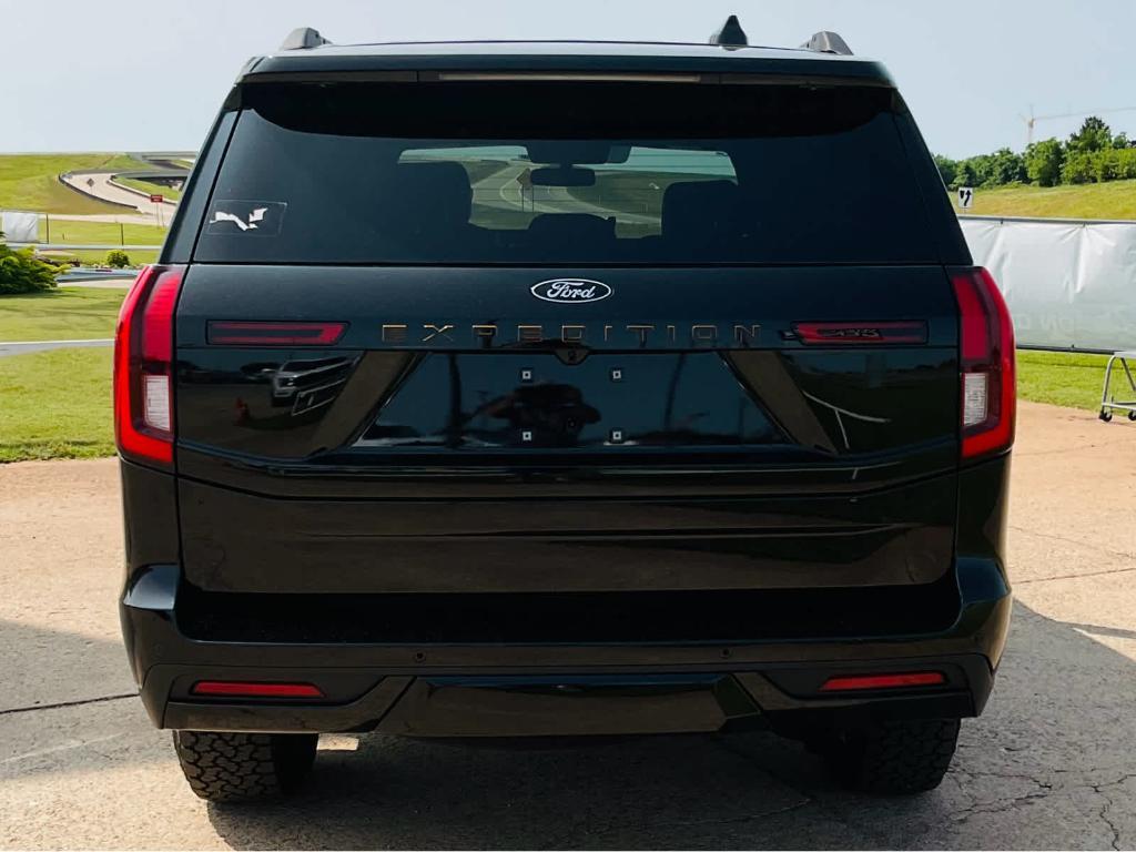 new 2025 Ford Expedition car, priced at $83,025