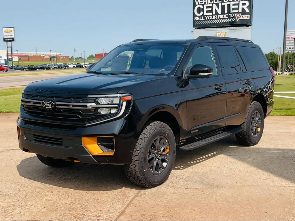 new 2025 Ford Expedition car, priced at $83,025
