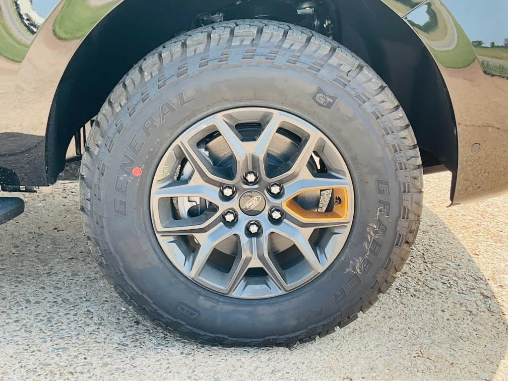 new 2025 Ford Expedition car, priced at $83,025
