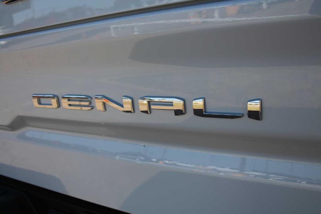 new 2026 GMC Sierra 1500 car, priced at $71,500