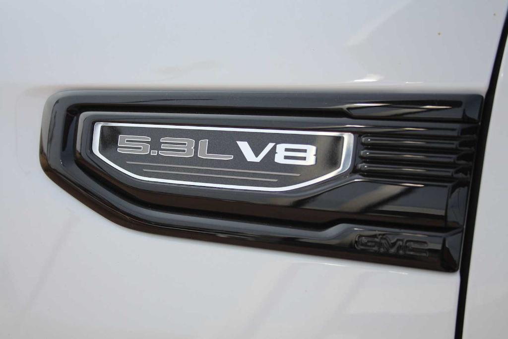 new 2026 GMC Sierra 1500 car, priced at $53,990