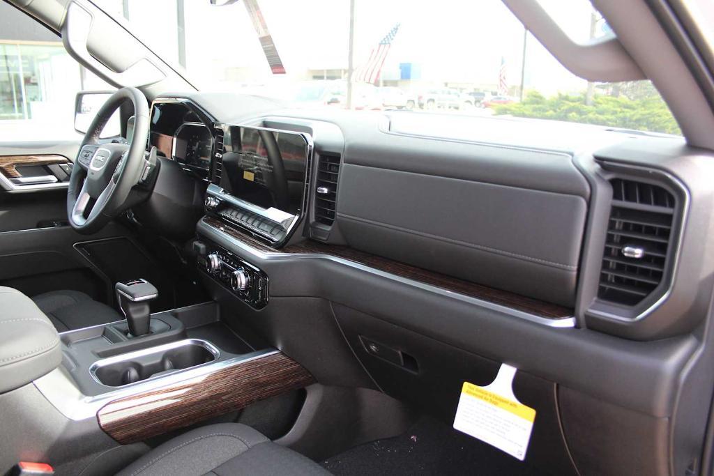 new 2026 GMC Sierra 1500 car, priced at $53,990