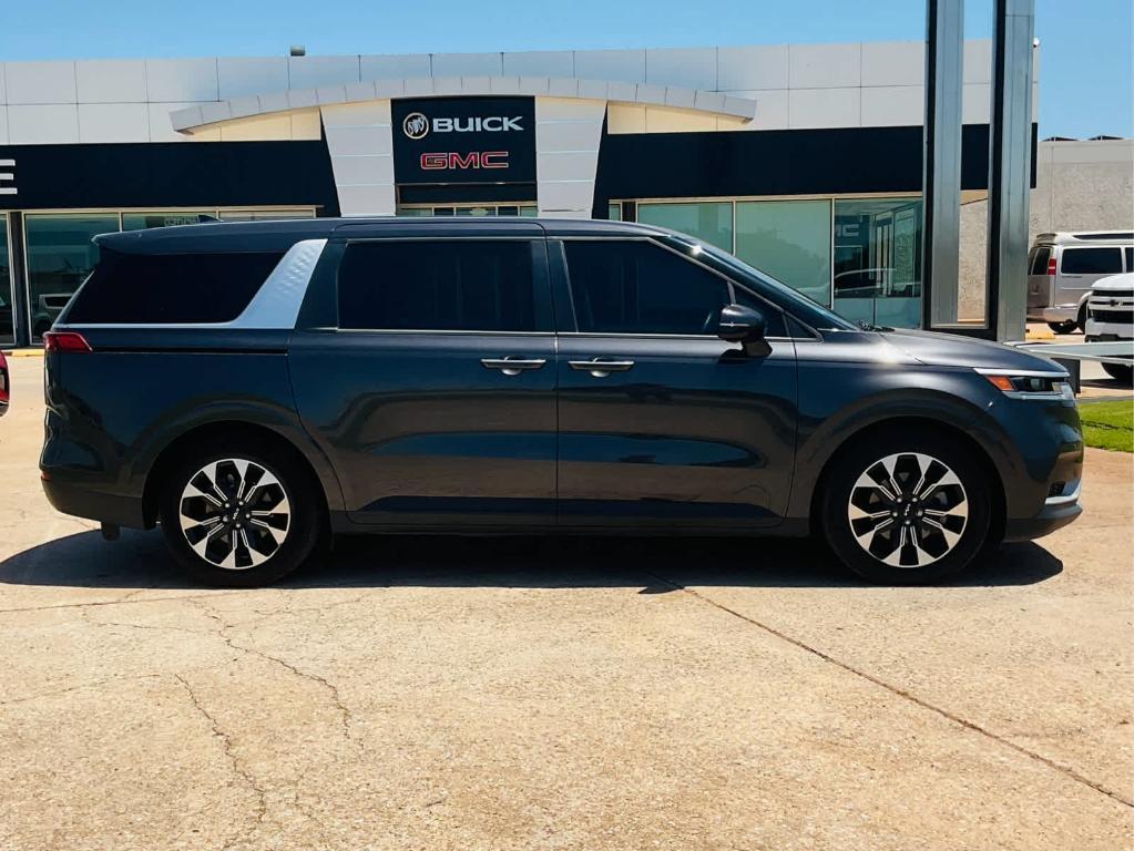 used 2024 Kia Carnival car, priced at $37,000
