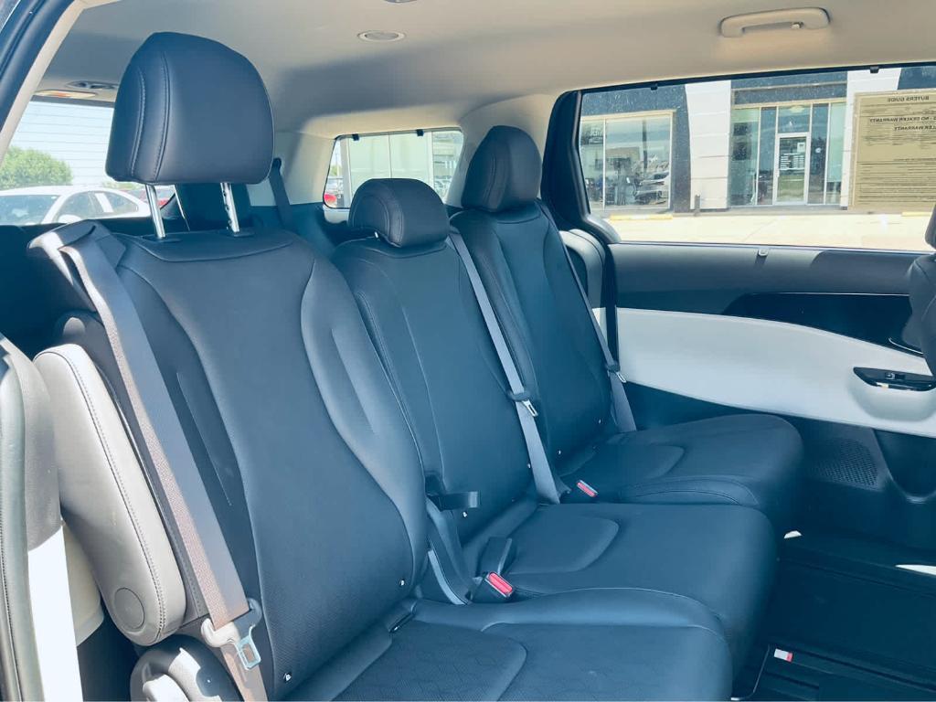 used 2024 Kia Carnival car, priced at $37,000