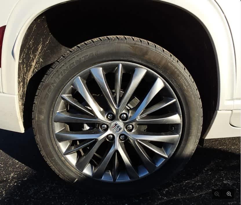 used 2025 Buick Enclave car, priced at $56,318