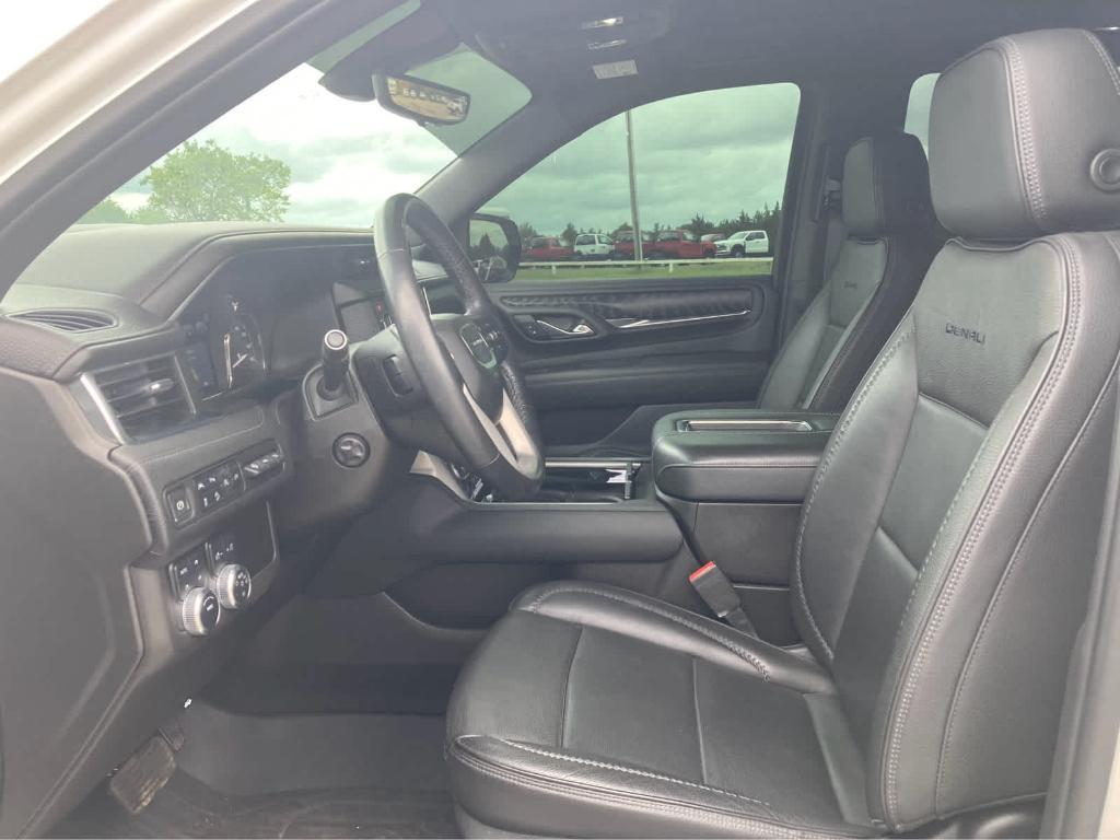 used 2021 GMC Yukon car, priced at $50,850