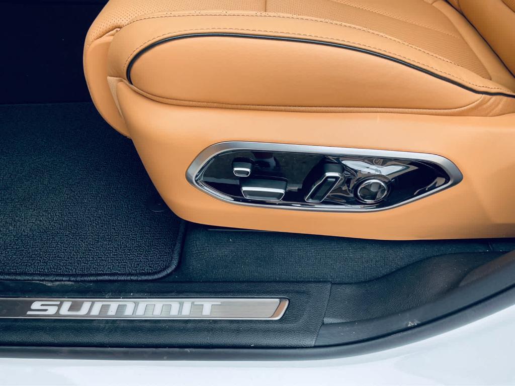 new 2025 Jeep Grand Cherokee L car, priced at $65,002