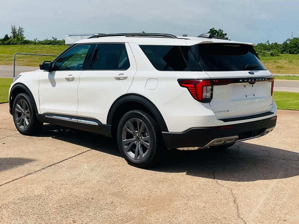 new 2025 Ford Explorer car, priced at $46,924