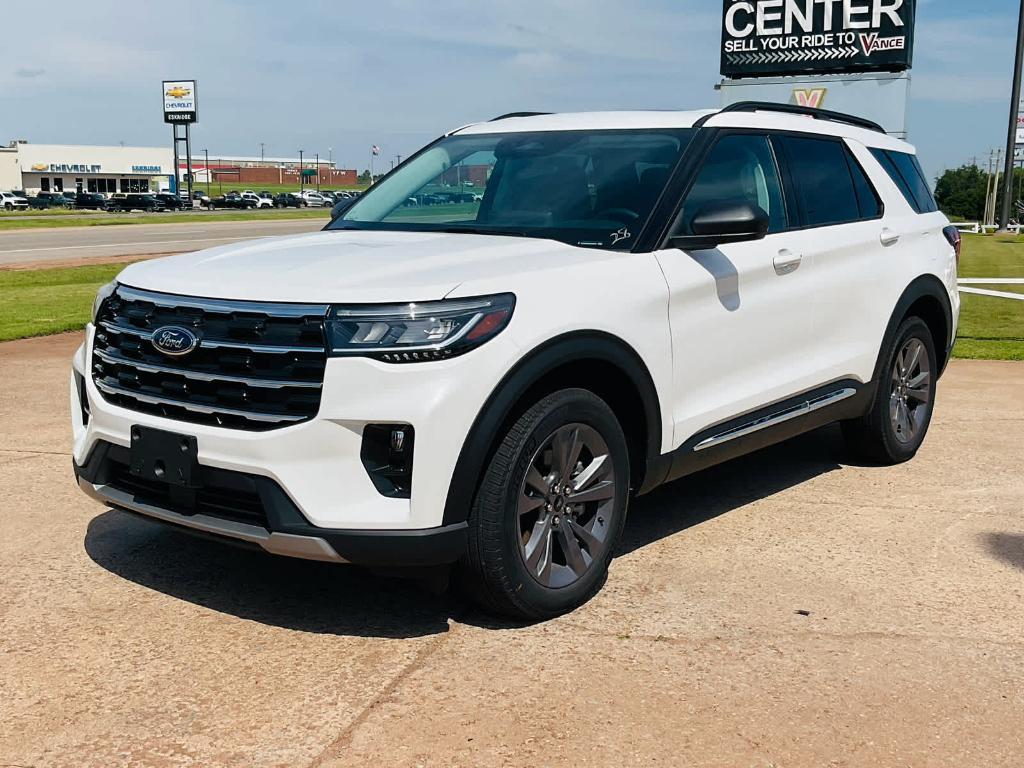 new 2025 Ford Explorer car, priced at $46,924