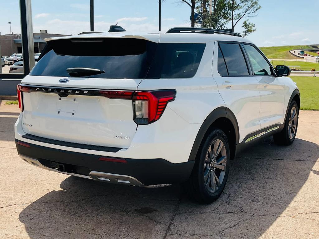 new 2025 Ford Explorer car, priced at $46,924