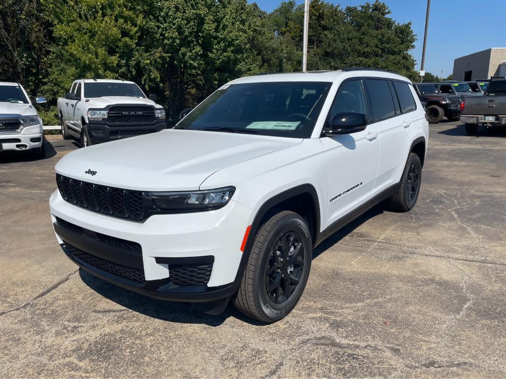 new 2025 Jeep Grand Cherokee L car, priced at $43,635