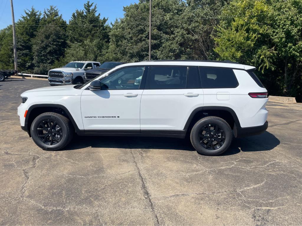 new 2025 Jeep Grand Cherokee L car, priced at $43,635