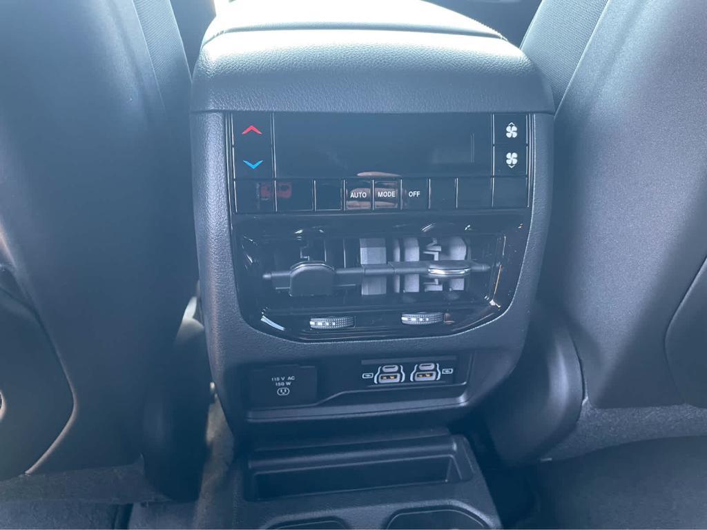 new 2025 Jeep Grand Cherokee L car, priced at $43,635