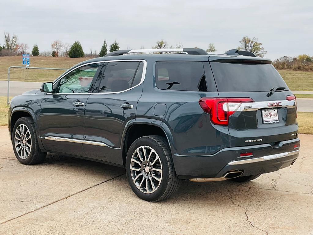 used 2020 GMC Acadia car, priced at $28,000