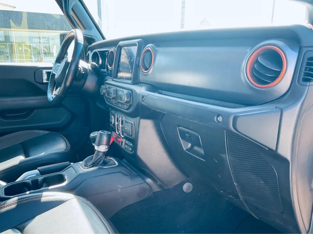used 2021 Jeep Gladiator car, priced at $38,000