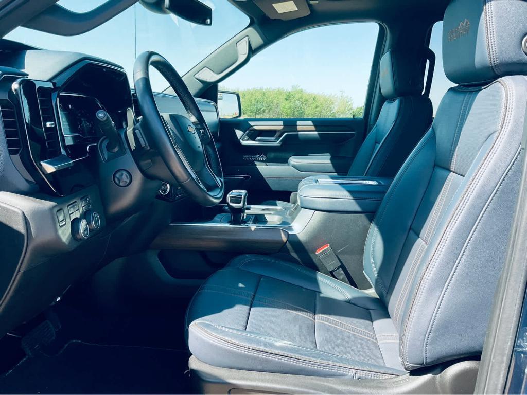 used 2022 Chevrolet Silverado 1500 car, priced at $43,500