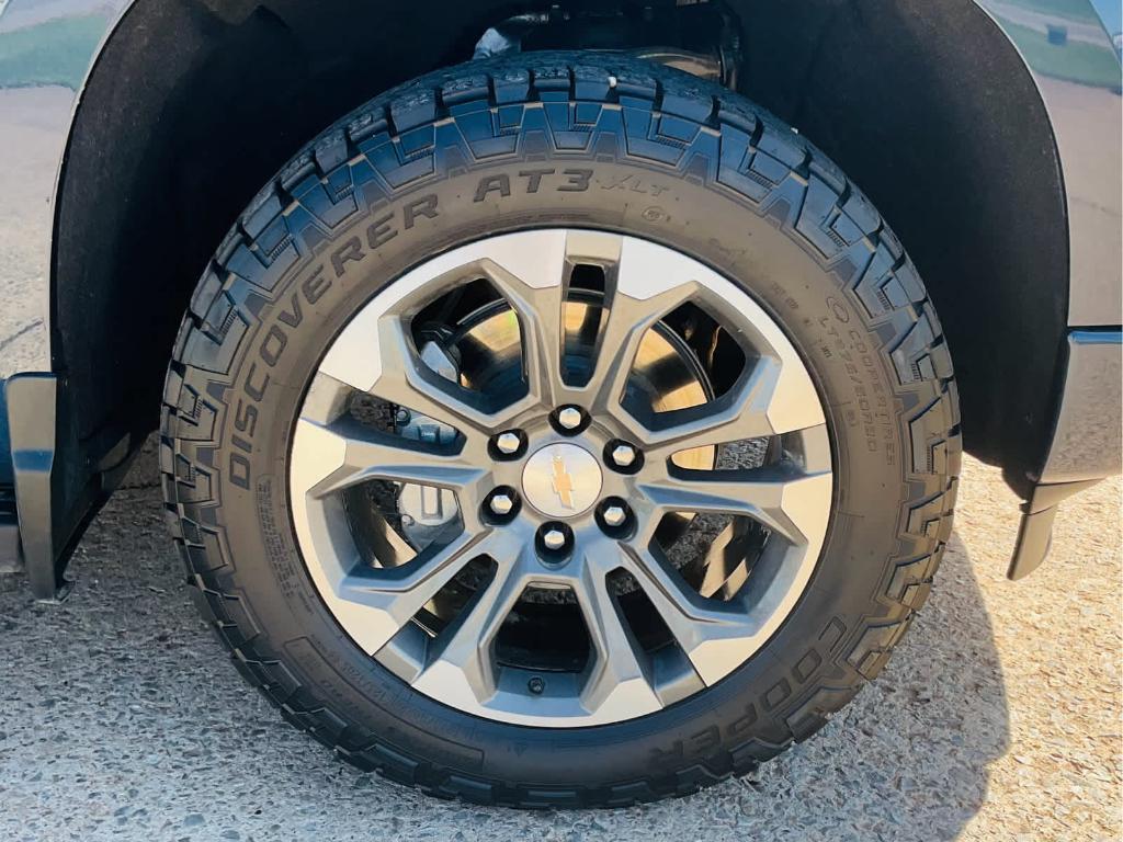 used 2022 Chevrolet Silverado 1500 car, priced at $43,500
