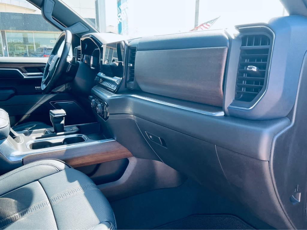 used 2022 Chevrolet Silverado 1500 car, priced at $43,500