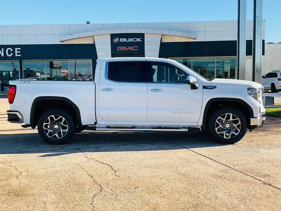 new 2025 GMC Sierra 1500 car, priced at $58,195