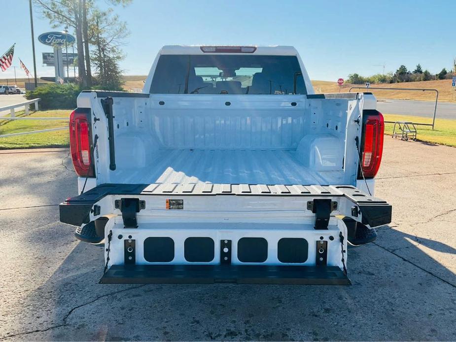 new 2025 GMC Sierra 1500 car, priced at $58,195