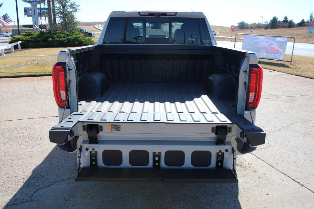 new 2026 GMC Sierra 1500 car, priced at $70,700