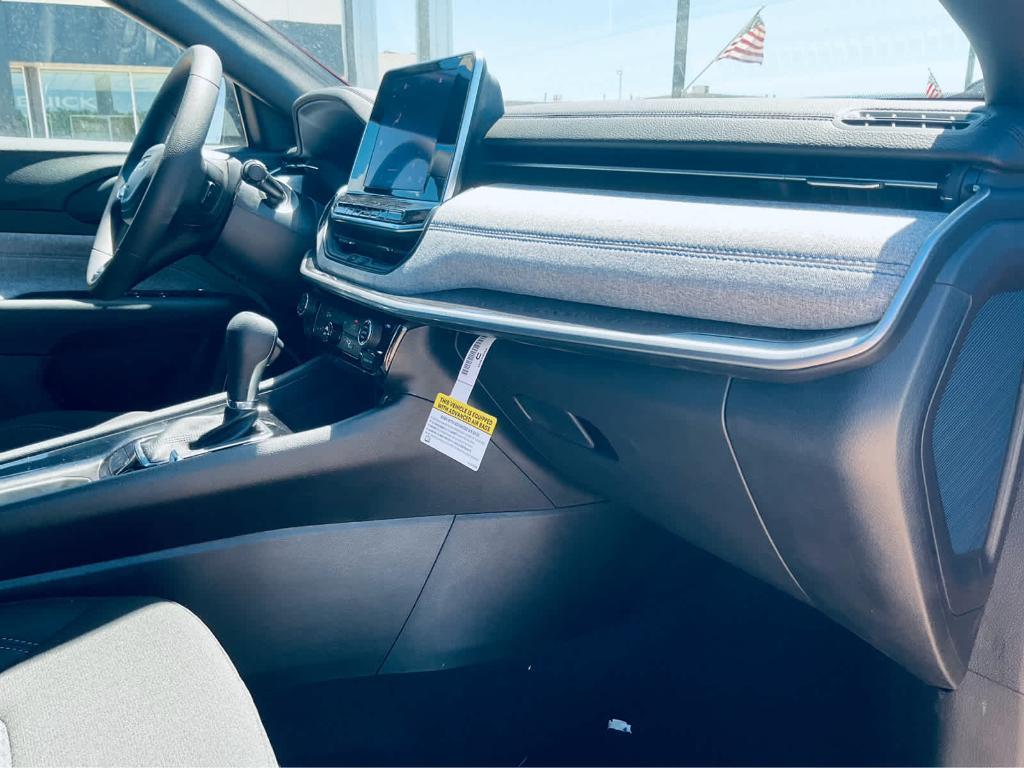 new 2025 Jeep Compass car, priced at $27,622