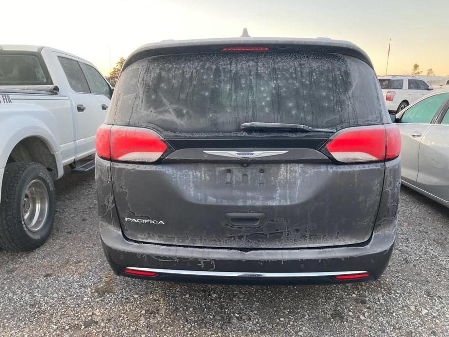 used 2020 Chrysler Pacifica car