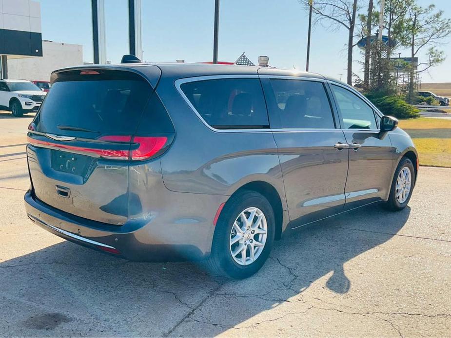 used 2023 Chrysler Pacifica car, priced at $26,500