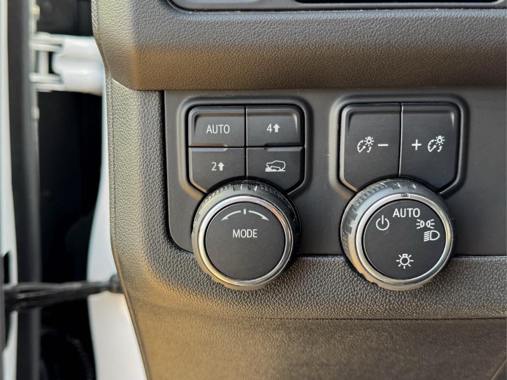 used 2024 Chevrolet Suburban car, priced at $54,543