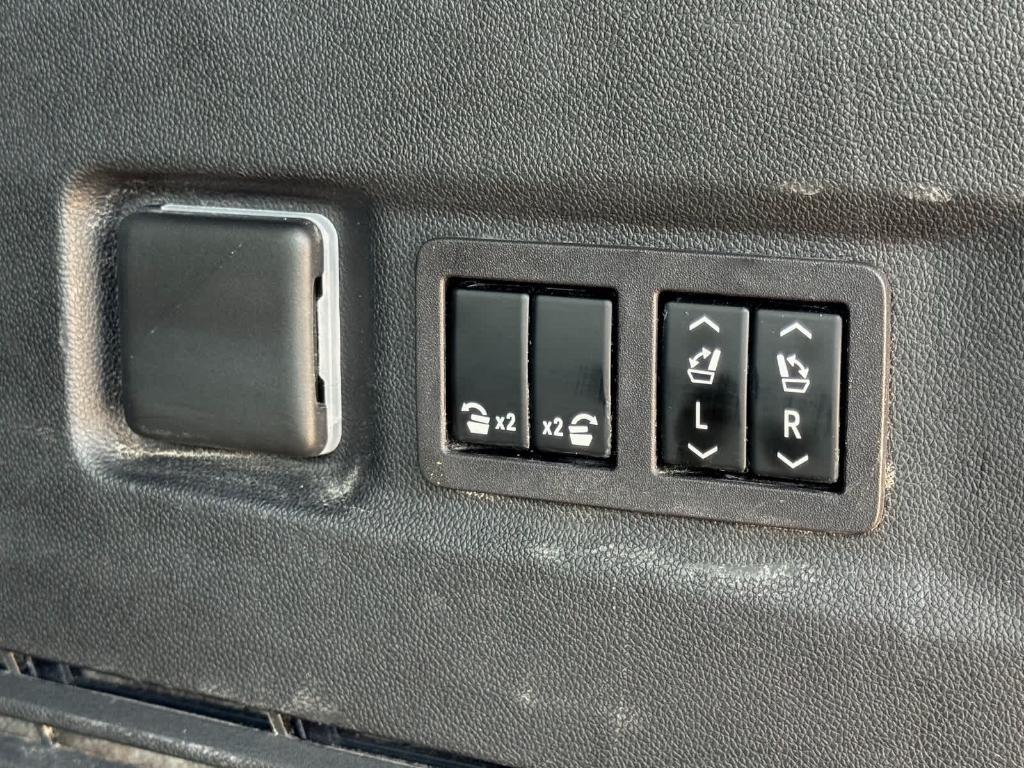 used 2024 Chevrolet Suburban car, priced at $54,543