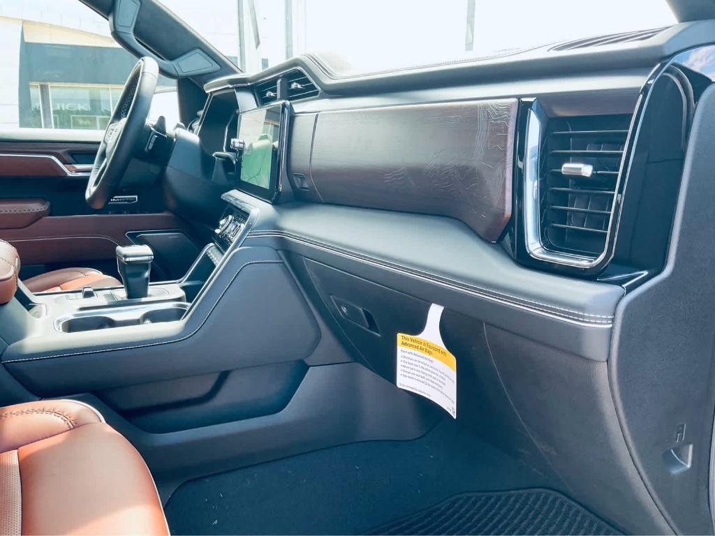 new 2025 GMC Sierra 1500 car, priced at $76,055
