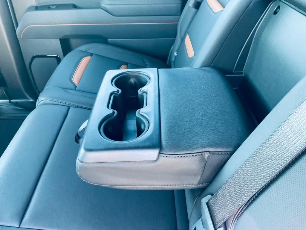 new 2025 GMC Sierra 1500 car, priced at $68,000