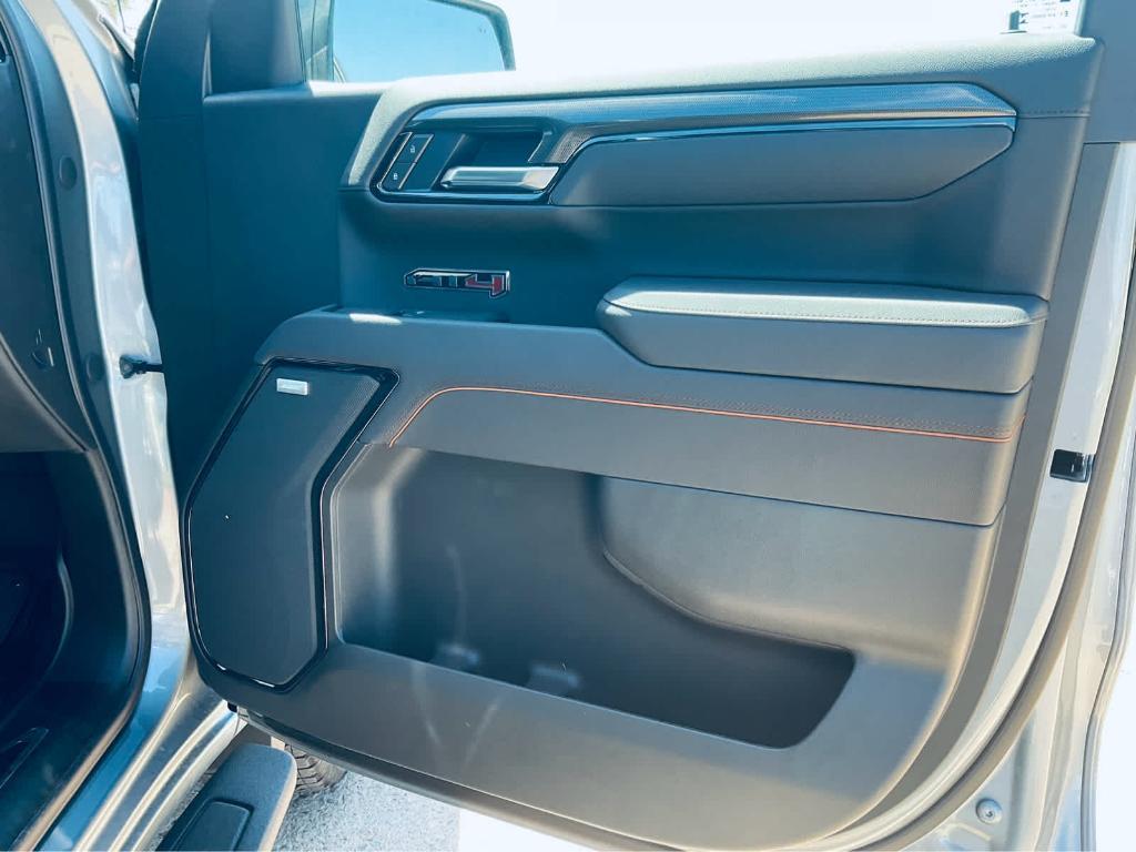 new 2025 GMC Sierra 1500 car, priced at $68,000