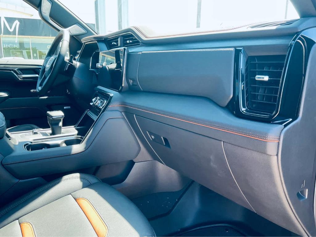 new 2025 GMC Sierra 1500 car, priced at $68,000