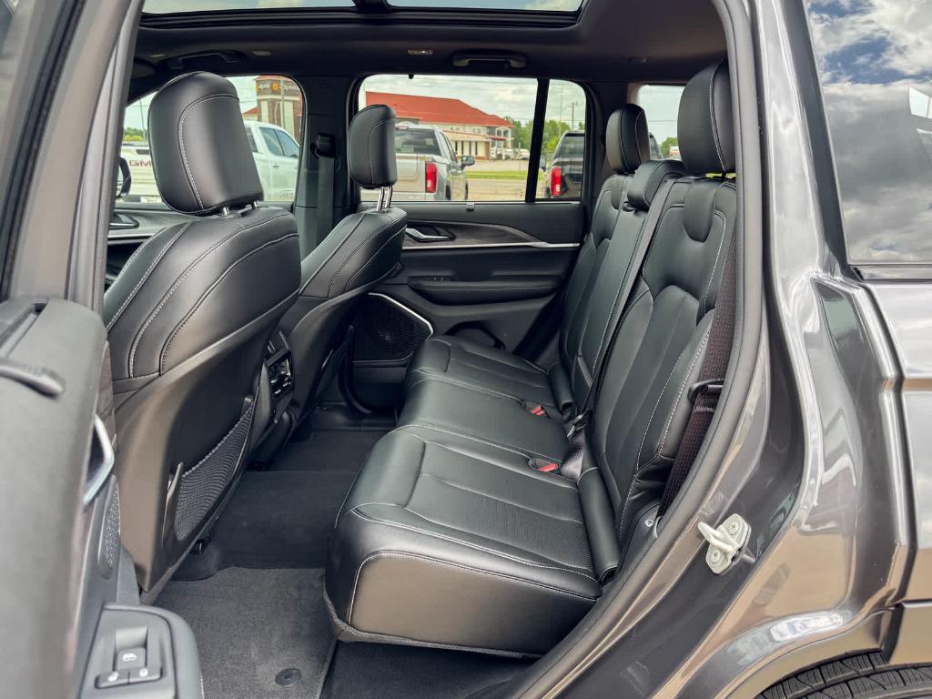 used 2024 Jeep Grand Cherokee car, priced at $43,876