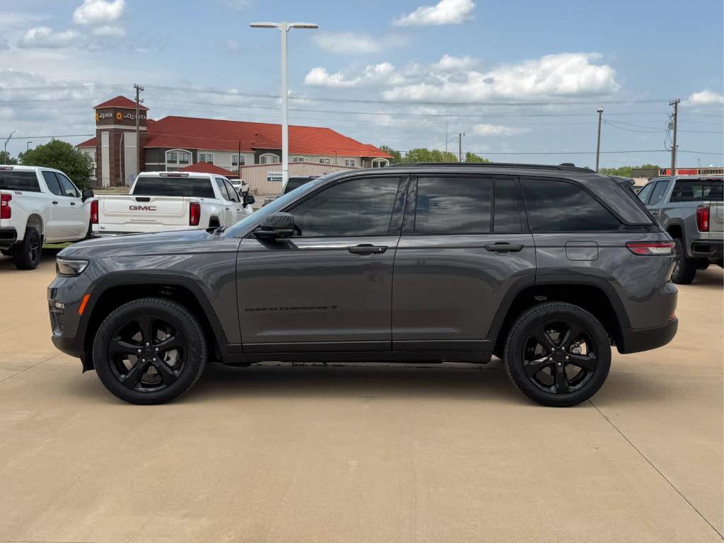 used 2024 Jeep Grand Cherokee car, priced at $43,876