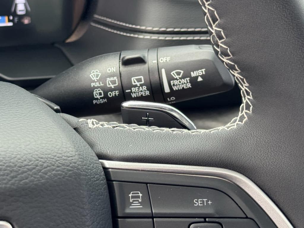 used 2024 Jeep Grand Cherokee car, priced at $43,876