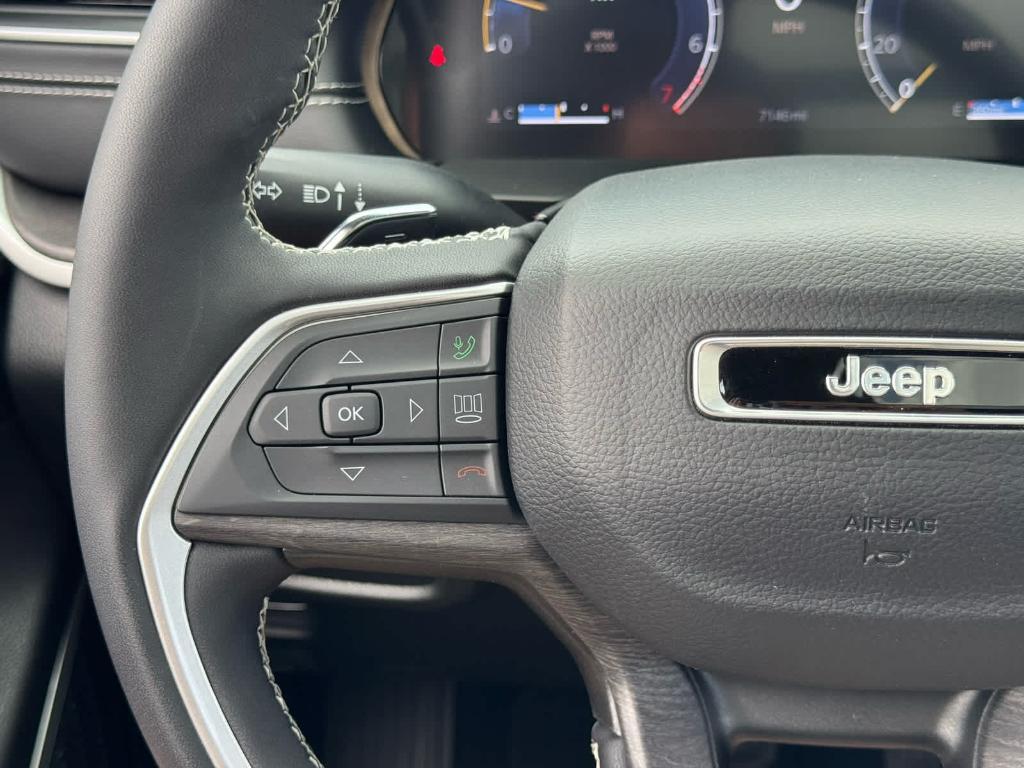 used 2024 Jeep Grand Cherokee car, priced at $43,876