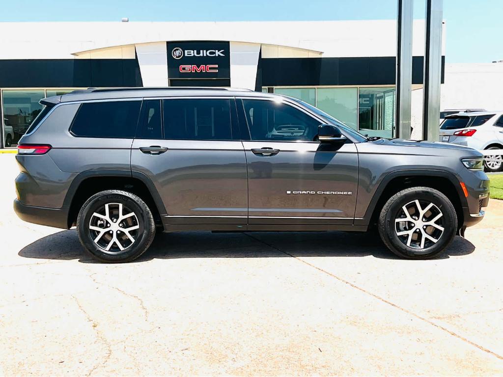 used 2024 Jeep Grand Cherokee L car, priced at $40,500